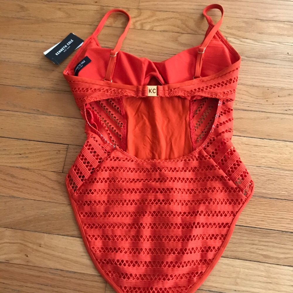 Kenneth Cole Tough Luxe One Piece BRAND NEW Med - Picture 3 of 3